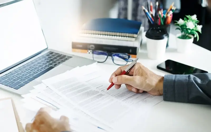 Reklama adwokatów w mediach tradycyjnych i online