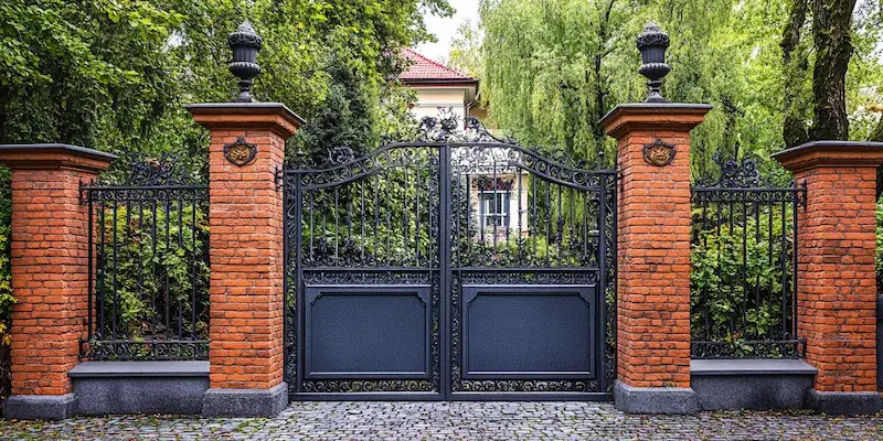 Zäune Norderstedt mit Montage